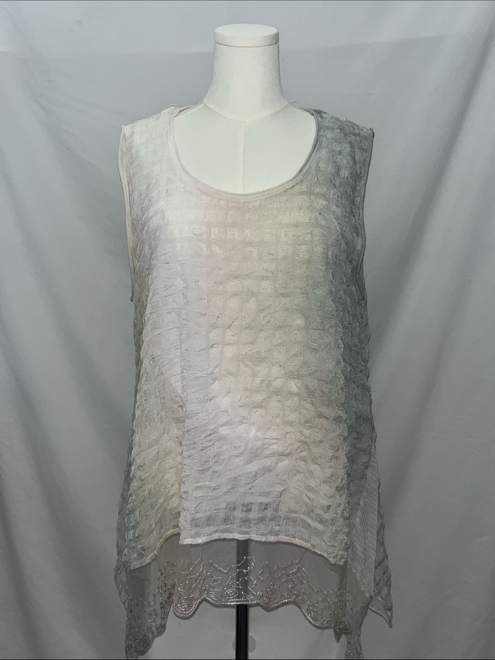 The Pyramid Collection White Sheer Textured Tank
